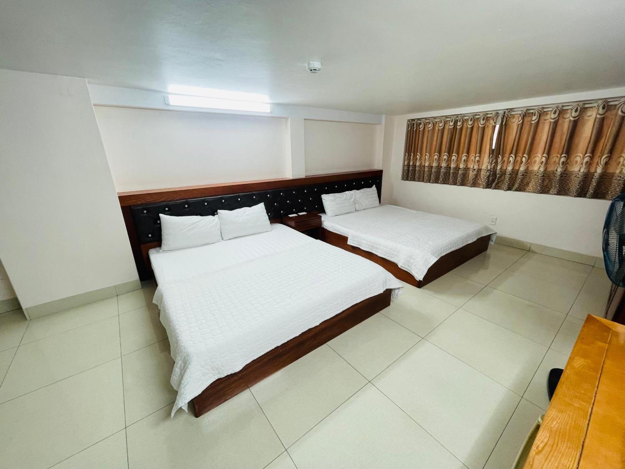 Victoria Hotel Ha Long Esterno foto